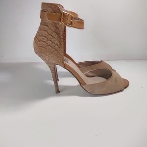 Steve Madden tan open toe strappy stiletto heels size 8